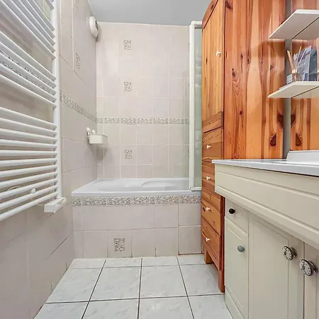 아파트 Lumineux Avec Balcons Et Parking Prive *