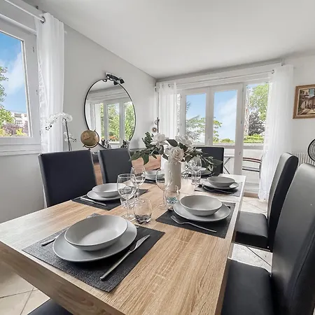 아파트 Lumineux Avec Balcons Et Parking Prive *