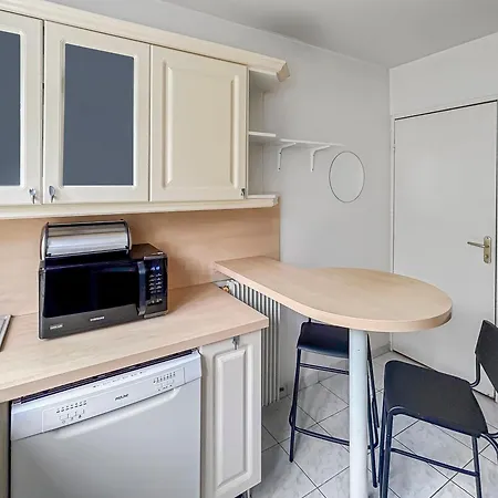 Lumineux Avec Balcons Et Parking Prive * Chille